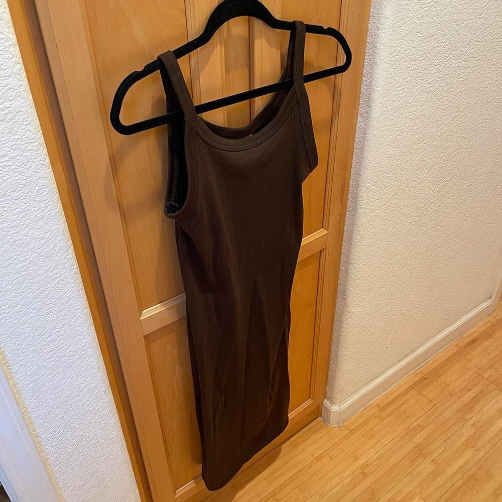 Cami Tank Dark Brown Ribbed Bodycon Midi Dress Size Small - Picture 2 of 5